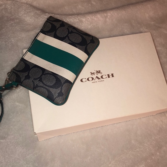 COACH - Picture 1 of 5